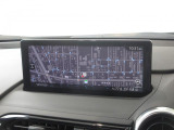 マツダコネクトの8.8インチワイドセンターディスプレイです。『Android Auto』『Apple CarPlay』や独自のコネクテッドサービスに対応したインターフェイスシステムです。