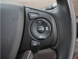 ◆アダプティブクルーズコントロール◆予め設定した車速内でクルマが自動的に加減速。前走車との適切な車間距離を維持しながら追従走行します。【LKAS】車線維持支援システムでステアリング操作を支援。
