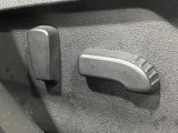 【パワーシート】スイッチ一つで簡単にシートの微調整が可能!電動だから力もいりません!快適なシートポジションにセットして、快適なドライブをお楽しみください。