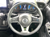 【ステアリングスイッチ】運転中、前方から目線をそらすことなく、オーディオ等の操作が可能な便利機能!安心&快適なドライブを演出してくれます♪