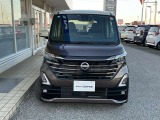当店では、お客様に現車確認をお願いしております!内外装の状態や装備について担当スタッフとチェックお願いします☆