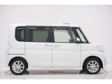 県内13店舗にて常時500台以上ダイハツ車を展示中です。見て、触って、納得のいく一台をぜひ見つけてください。