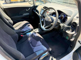 気になるお車がありましたら右の電話番号から直接お店にお問い合わせください。支払方法から車両情報、状態までなんでもご説明させて頂きます。スタッフ一同ご連絡お待ちしております。