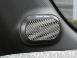 アメリカのオーディオブランドであるharman/kardon製スピーカーシステム搭載!