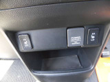 運転席から操作できる多彩なボタンも機能についてはご説明可能です!お気軽にお声掛けください♪