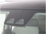 サポカーは、高齢運転者を含めたすべてのドライバーによる交通事故の発生防止・被害軽減対策の一環として、国が推奨する新しい自動車安全コンセプトです。詳しくは販売店スタッフまでおたずねください。