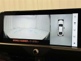 【フロントカメラ】運転席に座った状態で死角になりやすいクルマの前の様子まで確認でき安全ですね♪