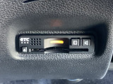 ETCも付いておりますので、高速道路の料金所もノンストップ通過可能ですよ^^是非揃えたい装備ですね!