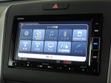 ナビゲーションは純正メモリーナビ(VXM-224VFi)を装着しております。AM、FM、CD、DVD再生、Bluetooth、音楽録音再生、フルセグTVがご使用いただけます。