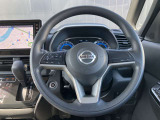 ステアリングスイッチ搭載!ハンドルひとつで手を離さなくても運転中視線をそらさなくても操作が出来て便利です