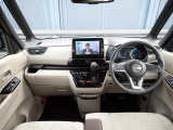 インパネ画像になります。車内は専門業者にて室内クリーニング施工済みなので、大変清潔です。