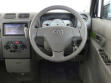 見通しのよいすっきりとした視界で、誰でも運転しやすいです。運転のしやすさは疲れにくさにも繋がりますよ♪