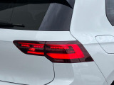 LEDテールランプはダイナミックターンインジケーター(流れるウインカー)