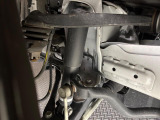 お車を安心してお乗りいただく為には、足回りの定期点検が欠かせません。サービスサポート(有償保証)では無料点検もご提供しており、安心のカーライフをお過ごしいただけるサポート体制が整っています。