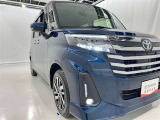 フォグランプ装着車です。暗い夜道の車両前方を明るく照らします