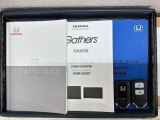 スマートキーは鍵をバッグに入れたままでもドアロックの開閉やエンジンのON・OFFができます。夜間や雨の日も鍵を探さなくて良いので便利です。