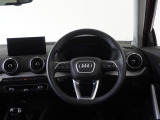 Audiのインテリアはエクステリア同様、優れたデザイン性とクオリティ、そして機能性を兼ね備えております。