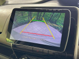 【バックカメラ】駐車時に後方がリアルタイム映像で確認できます。大型商業施設や立体駐車場での駐車時や、夜間のバック時に大活躍!運転スキルに関わらず、今や必須となった装備のひとつです!