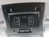 両側パワースライド装備です♪運転席から開け閉めの操作・ON/OFFの切替えも可能です♪