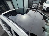 メルセデス・ベンツ[認定中古車]は、メルセデス・ベンツ日本株式会社が認定するメーカー保証制度が適用される中古車です。これは正規販売店のみで認められた保証制度です。
