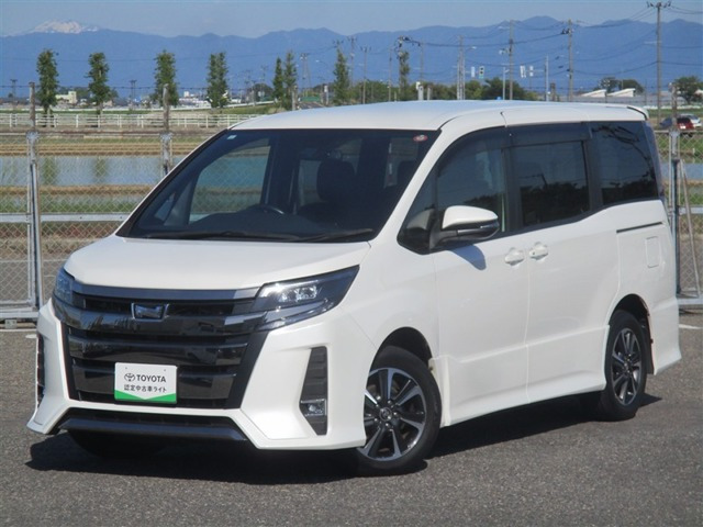 トヨタ ノア 