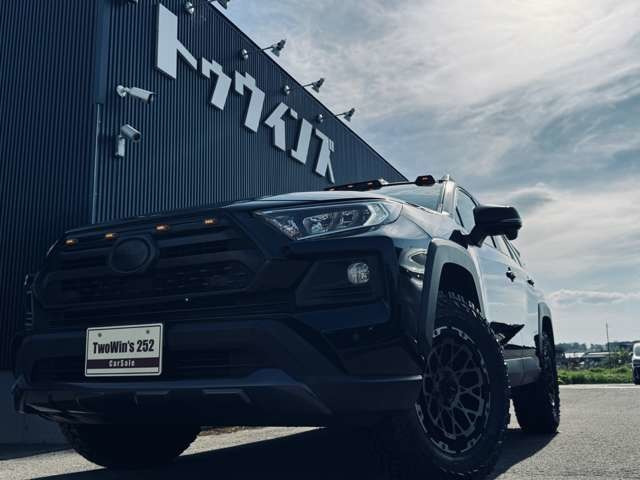 RAV4 2.0 アドベンチャー オフロードパッケージ 4WD 