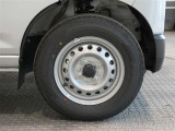 R8年式夏タイヤ145/80R12 80/78N LTヨコハマ製です。