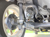 お車を安心してお乗りいただく為には、足回りの定期点検が欠かせません。サービスサポート(有償保証)では無料点検もご提供しており、安心のカーライフをお過ごしいただけるサポート体制が整っています。