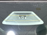 【スズキ セーフティサポート】走行中に前方の車両等を認識し、衝突しそうな時は警報とブレーキで衝突回避と被害軽減をアシスト。より安全にドライブをお楽しみいただけます。