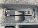 今や必需装備となりつつある、【ETC】搭載車!当店でセットアップが可能ですので、ご納車当日からご使用が可能です!高速道路料金のお支払いが楽々です!