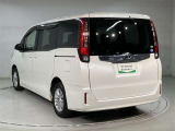 全車種、走行距離無制限の1年間無料保証付き!全国5000ヶ所に及ぶトヨタサービス店舗の安心ネットワーク!※3年先まで延長可能なロングラン保証&alpha;もご用意してます(有料)。
