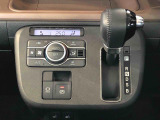 温度を設定すれば、自動で車内の温度管理をしてくれる優れものです♪ATミッションで運転楽々