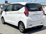 自社整備工場完備&自社鈑金工場完備!車両整備にも自信があります!保険適用鈑金修理などお気軽にご相談ください。流行のルーフペイントなど部分塗装もご相談ください。