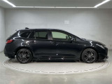 カローラツーリング 1.8 ハイブリッド W×B 