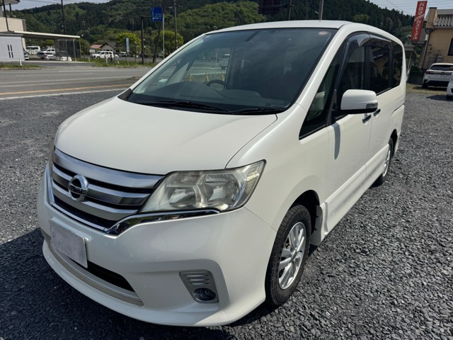 セレナ 2.0 ハイウェイスター 4WD 