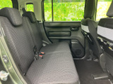運転席側後部座席