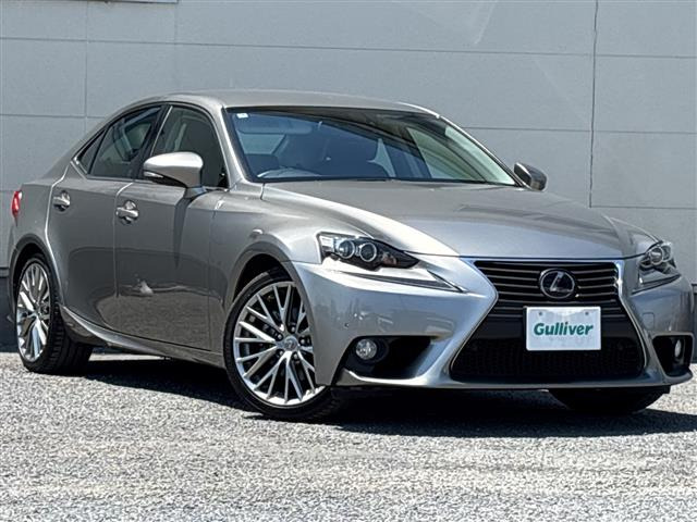 IS 300h バージョンL 本革シート 修復歴無し