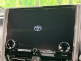 【メーカー純正14型ナビ】インテリアに溶け込むスタイリッシュな「専用設計」メーカーナビを装備♪視認性や操作性など基本性能にも優れ、より上質なカーライフをお楽しみいただけます。