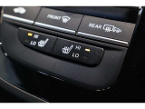 シートヒーター装備付き車!!座席に埋め込まれた電熱線によりシートを暖めることが出来る装備で、温められたシートは、寒い冬には最適です!!