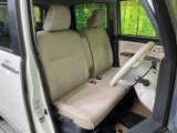 運転席シート廻りは使用感も少なく、良好な状態となっています。丁寧に使われていたことがよくわかりますね。