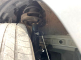 お車を安心してお乗りいただく為には、足回りの定期点検が欠かせません。サービスサポート(有償保証)では無料点検もご提供しており、安心のカーライフをお過ごしいただけるサポート体制が整っています。