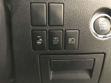 各種安全装置ボタン。