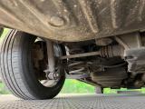 お車を安心してお乗りいただく為には、足回りの定期点検が欠かせません。サービスサポート(有償保証)では無料点検もご提供しており、安心のカーライフをお過ごしいただけるサポート体制が整っています。