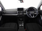 Audiのインテリアはエクステリア同様、優れたデザイン性とクオリティ、そして機能性を兼ね備えております。