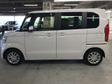 エンジンルーム、室内、クリーニング済みです。厳選したお車を屋内展示場にて展示中☆車両品質には自信がございます!ぜひ一度ご来店ください!!