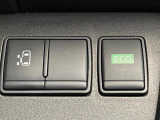 【パワースライドドア】スマートキーや運転席のスイッチでスライドドアの開閉が可能♪電動だから力を入れてドアを開ける必要が無く、小さいお子様でも、重い荷物を持っている時もラクに開け閉めできます♪