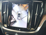 更に360&deg;ビューの単独表示も可能です 車を上から見下ろしたように車外を確認できるため、一切の死角がない状態で駐車が可能です