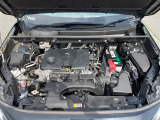 エンジンルームの画像です。店舗にて現車の確認もいただけますので、お電話で在庫のご確認の上是非ご来店くださいませ!!!ワクワクするクルマ選びをご提案します!