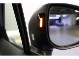 リヤビークルディティクション後方からの接近車を視覚的に知らせてくれます