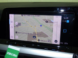 純正ナビゲーションシステム「ディスカバープロ」。車両を総合的に管理するインフォテイメントシステムです。
